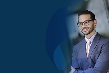 Dr. Iago Navas: formação e experiência em Neurologia